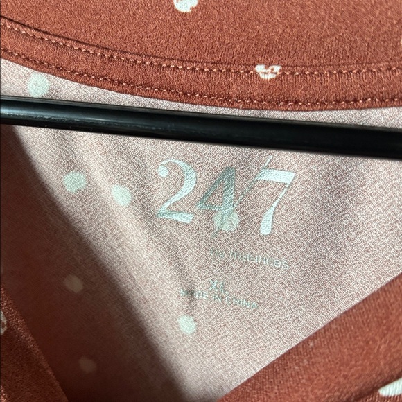 Maurice’s Rust Polka Dot Flutter Sleeve Top - Picture 3 of 5